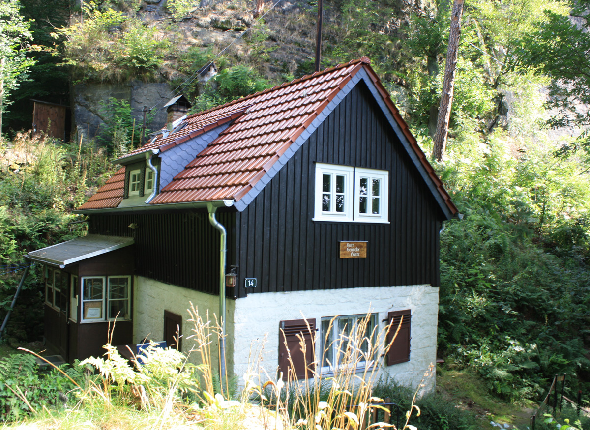Bie Berghütte in Rathen mit neuem Dach